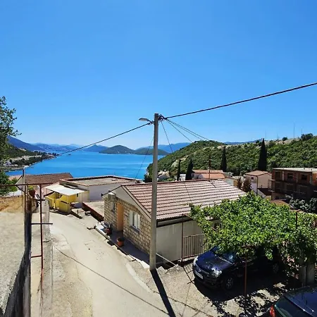 Peric Ξενοδοχείο με διαμερίσματα 3*